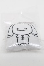 画像2: 【SALE】NieR CLOTHING / キーホルダー   S-25-04-29-048-PU-ZA-AS-ZT271-F002 (2)