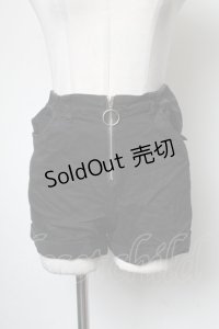 REFLEM / 刺繍ショートパンツ  黒 S-25-05-01-058-PU-PA-HR-ZS