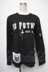 no future / プリント長袖プルオーバー  黒 S-25-05-01-013-PU-TS-HR-ZS