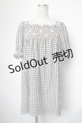 Katie / マーガレット刺繍ギンガムチェック半袖ワンピース  黒ｘ白 S-25-05-01-034-LO-OP-HR-ZS