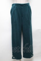 axes femme / 裾刺繍ストレートカットパンツ  グリーン S-25-05-03-060-AX-PA-HR-ZS