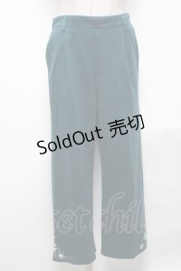axes femme / 裾刺繍ストレートカットパンツ  グリーン S-25-05-03-060-AX-PA-HR-ZS