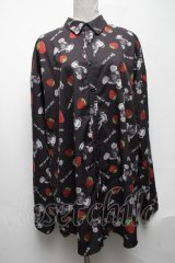 Jamieエーエヌケー / くまｘイチゴロングシャツ  黒 S-25-05-08-030-LO-TO-HR-ZS