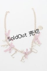 Maison de FLEUR / ブランドロゴバッグチャーム  ピンク S-25-05-13-011-LO-ZA-AS-ZS