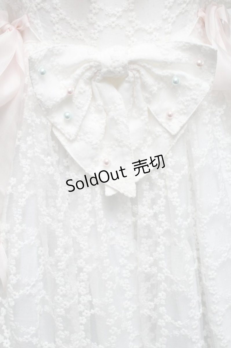 画像3: BABY,THE STARS SHINE BRIGHT / はるちゃんの願いを紡ぐFlower embroideryジャンパースカート  白 S-25-05-14-047-BA-OP-AS-ZS (3)