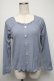 画像1: axes femme / 前釦カットプルオーバー  サックス S-25-05-16-020-AX-TO-HR-ZS (1)
