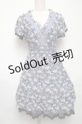 axes femme / ローズリーフ柄ティアードワンピース  ブルー S-25-05-24-043-AX-OP-AS-ZS