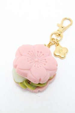 画像1: Q-pot. / サクラモナカマッチャアンバッグチャーム  ピンク S-25-05-28-005-QP-ZA-HR-ZS