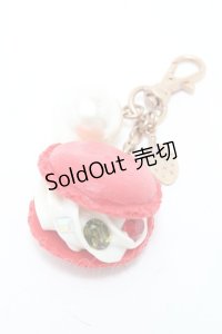Q-pot. / イクスピアリ限定ICHIGO Macaronバッグチャーム  赤 S-25-05-28-006-QP-ZA-HR-ZS