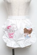 axes femme kawaii / mikkoコラボ刺繍エプロン  白 S-25-05-28-021-AX-SK-AS-ZS