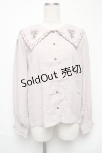 axes femme POETIQUE / フラワー刺繍スカラップ襟ブラウス  ベージュ S-25-05-28-025-AX-BL-AS-ZS