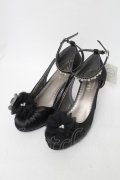 axes femme / お花コサージュPTパンプス M 黒 S-25-05-31-010-AX-SH-AS-ZS