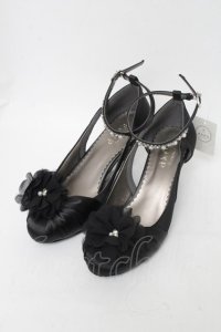 axes femme / お花コサージュPTパンプス M 黒 S-25-05-31-010-AX-SH-AS-ZS