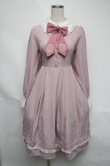 Amavel / Monogram Antique Ribbonワンピース  ピンク S-25-06-05-038-CA-OP-HR-ZS