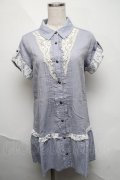 axes femme / レース使いシャツチュニック  サックス S-25-06-06-048-AX-TO-HR-ZS