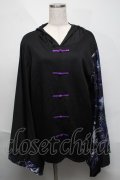 NieR Clothing / FAKEチャイナボタン着物風袖PULLOVER【和柄九尾】  黒ｘ紫 S-25-06-06-036-PU-TO-HR-ZS