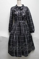 axes femme / バラ刺繍ボウタイチェックワンピース  グレー S-25-06-11-052-AX-OP-AS-ZI