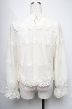 画像2: axes femme / 総レーススタンド襟ブラウス  キナリ S-25-06-11-019-AX-BL-AS-ZS