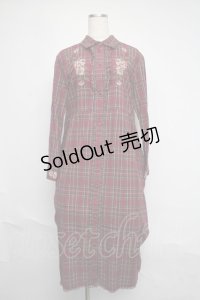 axes femme / 刺繍チェックシャツワンピース  ワイン S-25-06-12-046-AX-OP-HR-ZI