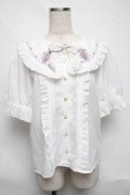 Amavel / Magical Cosmic Cosmetic半袖ブラウス  白 S-25-06-21-016-CA-BL-AS-ZS
