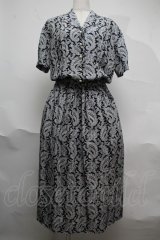 INGEBORG / ペイズリー柄半袖開襟ワンピース  ネイビー S-25-06-23-047-LO-OP-SA-ZS