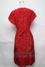 画像2: PINK HOUSE / 薔薇デザインプリント半袖ワンピース  赤 S-25-06-23-026-LO-OP-SA-ZT472 (2)