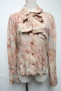 Jane Marple / 天使総柄ブラウス  ベージュ S-25-06-25-038-JM-BL-AS-ZS