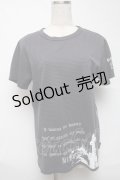 no future / プリントカットソー  グレー S-25-06-26-035-PU-TO-AS-ZS