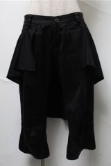 BPN / フリルデザインハーフパンツ  黒 S-25-06-27-060-GO-PA-AS-ZS