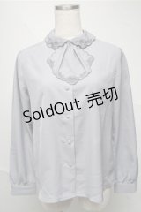 an another angelus / カットワーク刺繍ジャボ付きブラウス  グレー S-25-06-27-019-CA-BL-HR-ZT490