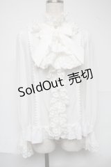 AND ROMEO / スタンド襟フリルブラウス  白 S-25-07-01-012-LO-BL-HR-ZS