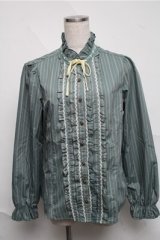 axes femme / ストライプフリルブラウス  グリーン S-25-07-03-1025-AX-BL-HR-ZI