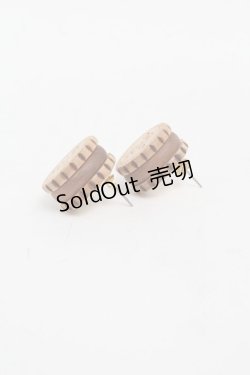 画像2: Q-pot. / Ribbon Ghost Biscuit ピアス  ベージュ S-25-07-03-001-QP-AC-AS-ZS