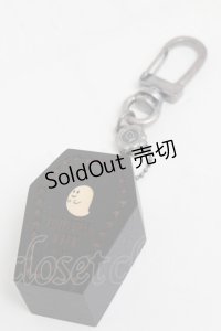 Q-pot. / 棺桶バッグチャーム  黒 S-25-07-03-014-QP-AC-AS-ZS
