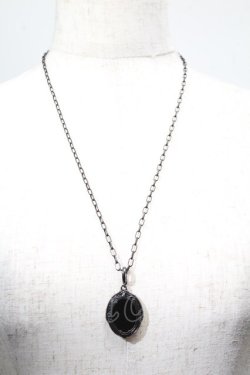 画像1: Q-pot. / チョコレートミラーロケットネックレス(イグニハイド寮)   S-25-07-03-020-QP-AC-AS-ZS