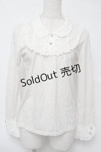 axes femme / ブローチ付きブラウス風プルオーバー  オフ S-25-07-03-028-AX-TO-AS-ZS