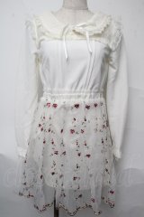 LIZ LISA / お花刺繍チュールワンピース  オフ S-25-07-03-034-LO-OP-AS-ZI