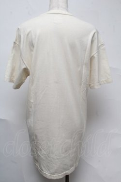 画像2: Karl Helmut / ロゴｘトランププリントTシャツ  キナリ S-25-07-13-007-EL-TO-HR-ZT083
