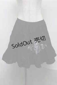 PUTUMAYO / ロゴプリントバックティアードスカート  黒 S-25-07-14-065-PT-SK-HR-ZS