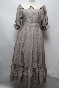 m petit by misako / NINA’Sコラボトワルドジュイワンピース M ベージュ S-25-07-16-013-LO-OP-AS-ZS