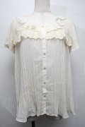 axes femme / レース切替透かしブラウス  キナリ S-25-07-17-007-AX-BL-HR-ZS