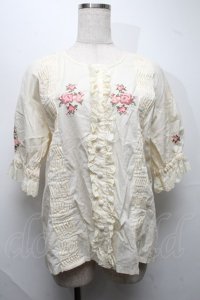 KETTY / 刺 ピンタックフリル半袖ブラウス  キナリ S-25-07-17-012-EL-BL-HR-ZS
