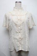axes femme / W切り替えスタンドブラウス  キナリ S-25-07-17-018-AX-BL-HR-ZS