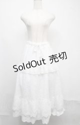 axes femme / ティアードコットンレーススカート  白 S-25-07-21-053-AX-CO-AS-ZS