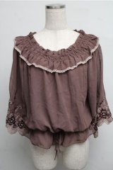 axes femme / オフショル刺繍シフォントップス  ブラウン S-25-07-26-030-AX-TO-HR-ZS