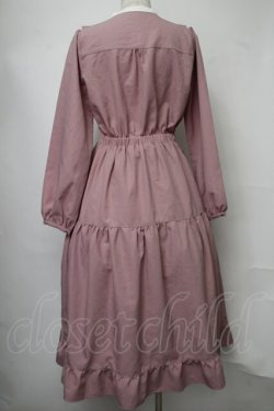 画像2: axes femme POETIQUE / ブロッキングベリー刺繍ワンピース  ピンク S-25-07-30-040-AX-OP-HR-ZS