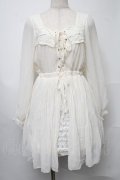 LIZ LISA / シフォンプリーツ長袖ワンピース  オフ S-25-07-30-027-LO-OP-AS-ZS