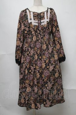画像1: axes femme / 胸元シャーリング&レース花柄ワンピース  黒 S-25-07-31-049-AX-OP-AS-ZS