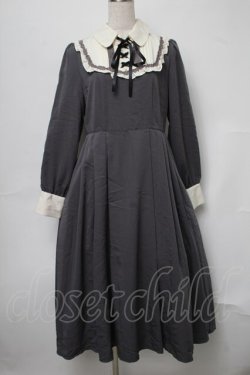 画像1: axes femme / ヨークレースアップロングワンピース  グレー S-25-07-31-041-AX-OP-AS-ZS