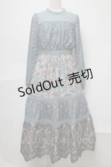 axes femme NOSTALGIE / 花柄ｘ刺繍スタンドワンピース  グリーン S-25-07-31-042-AX-OP-AS-ZS